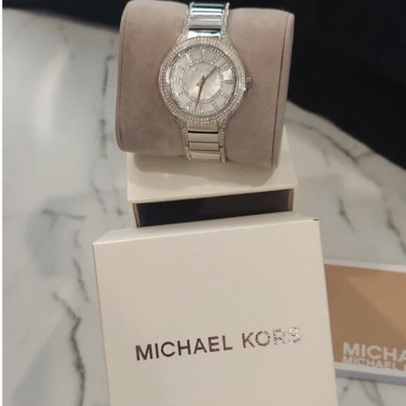 NWT MICHAEL KORS WATCH - Picture 3 of 13